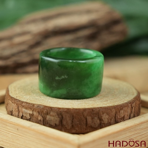 Nhẫn Cẩm thạch Càn Long bản vuông sơn thủy ni 23