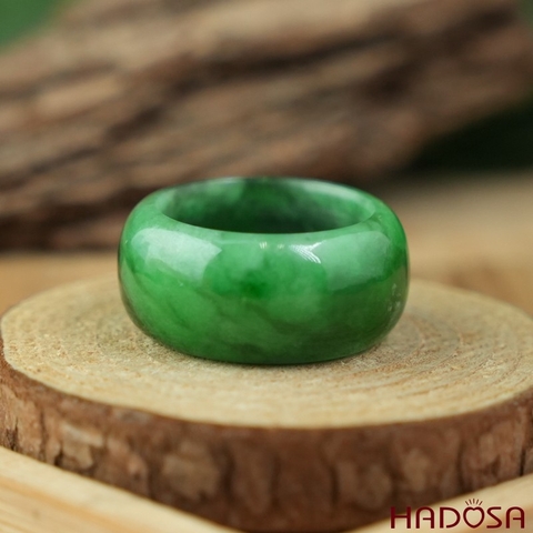 Nhẫn Cẩm thạch Càn Long bản oval sơn thủy ni 27