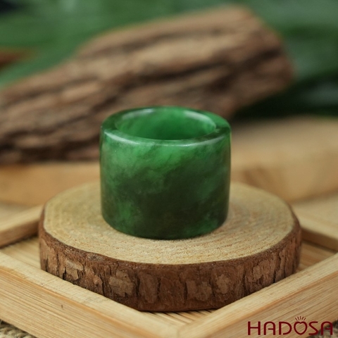 Nhẫn Cẩm thạch Càn Long bản vuông sơn thủy ni 26