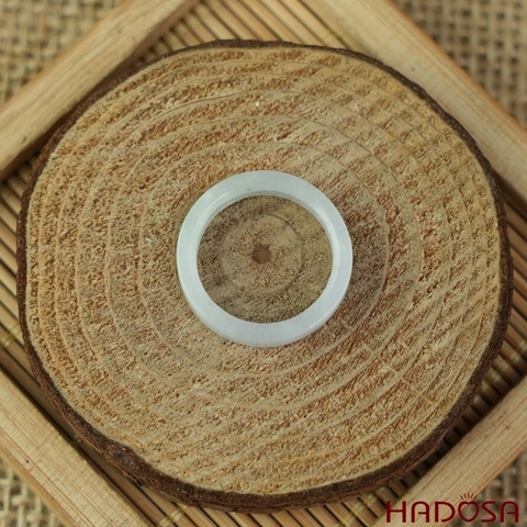 Nhẫn Cẩm thạch trắng lí bản vuông ni 7