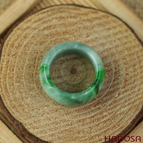 Nhẫn Cẩm Thạch xanh đậu lý bản tròn size 14 | HADOSA