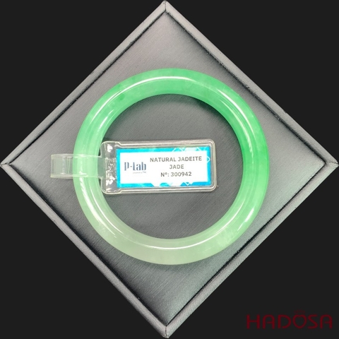 Vòng Ngọc Cẩm Thạch bản tròn xanh vân lý ni 51