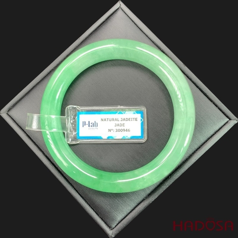 Vòng Ngọc Cẩm Thạch bản tròn xanh vân lý ni 57