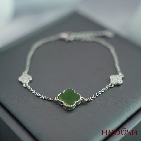 Lắc tay Ngọc bích cỏ 4 lá bạc 925