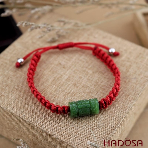 Vòng phong thủy lu thống Ngọc Bích chạm