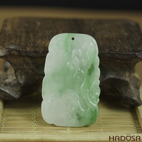 Mặt Cẩm Thạch Vô Sự Bài chạm khắc xanh lí 26x43x5mm