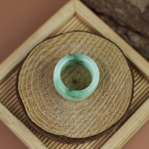 Nhẫn Cẩm Thạch xanh vân lý bản vuông