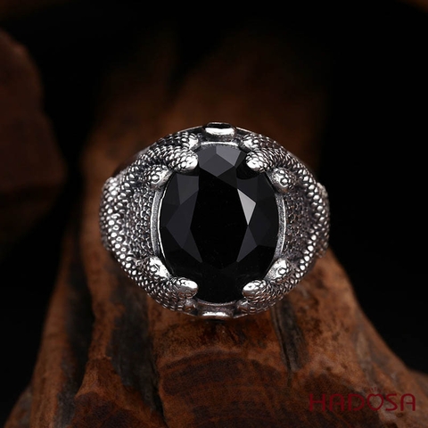 Nhẫn đá đen bạc Thái