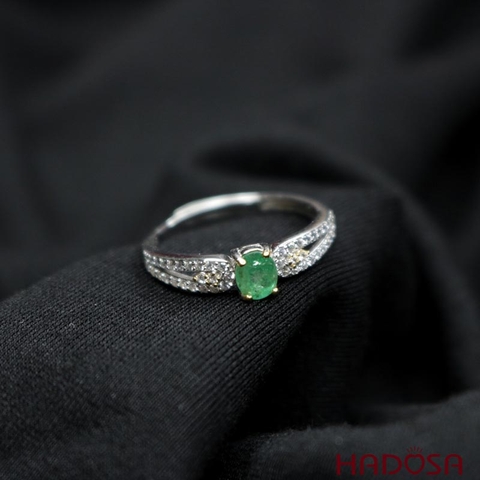 Nhẫn Emerald 4*5mm bạc 925