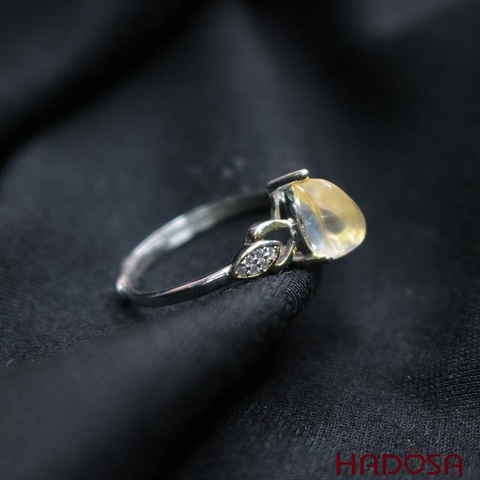 Nhẫn đá Mặt trăng 5*8mm bạc 925