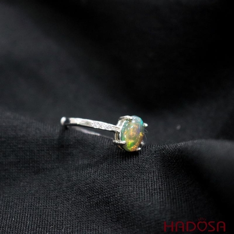 Nhẫn Opal bạc 925