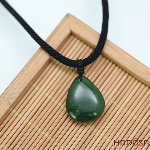 Mặt Ngọc Bích giọt nước 18x22mm