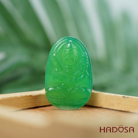 Phật bản mệnh Hư Không Tạng Bồ Tát (Sửu, Dần) mã não xanh lá 37mm