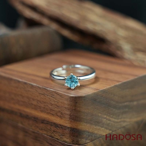 Nhẫn đính đá Topaz Swiss tròn 5mm bạc 925