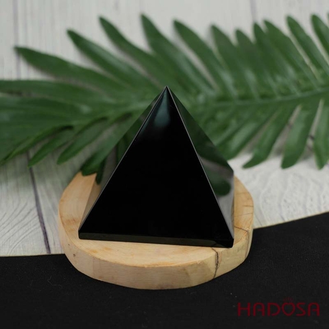 Kim tự tháp đá núi lửa 8cm