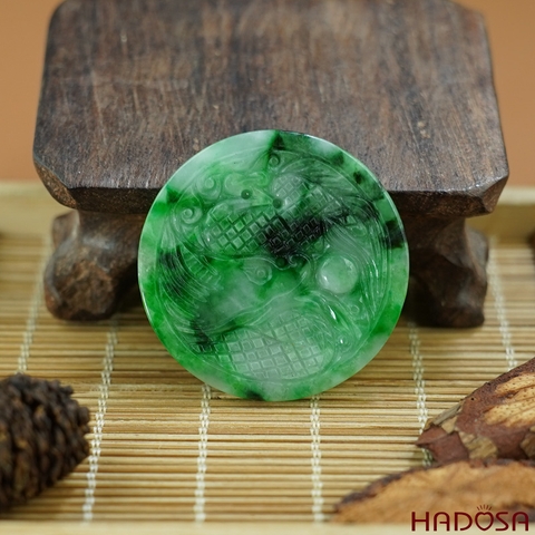 Mặt Cẩm Thạch chạm Rồng xanh lí 38mm