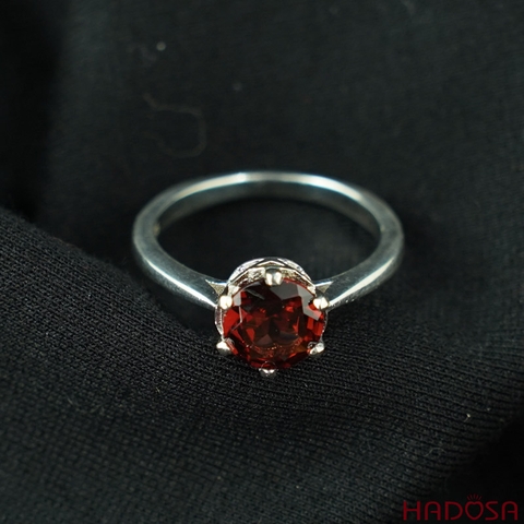 Nhẫn bạc đính đá Garnet 7mm size 11