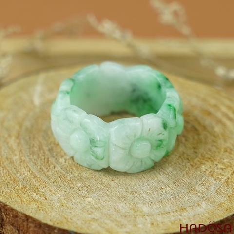 Nhẫn Cẩm Thạch trắng lý chạm Bông ni 14
