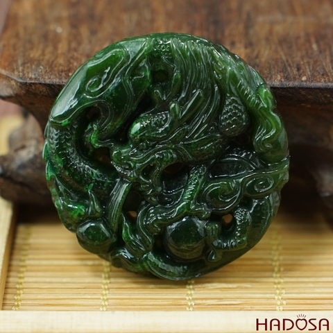 Mặt Ngọc Bích cao cấp chạm Rồng 43mm