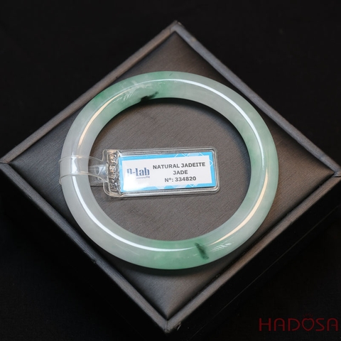 Vòng Ngọc Cẩm Thạch bản tròn trắng phớt lí ni 58