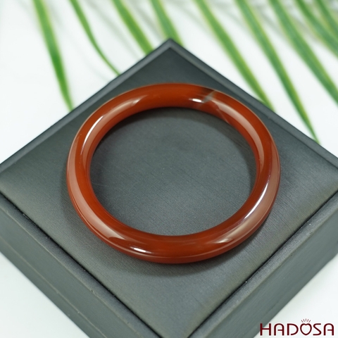 Vòng kiềng mã não đỏ bản tròn ni 53