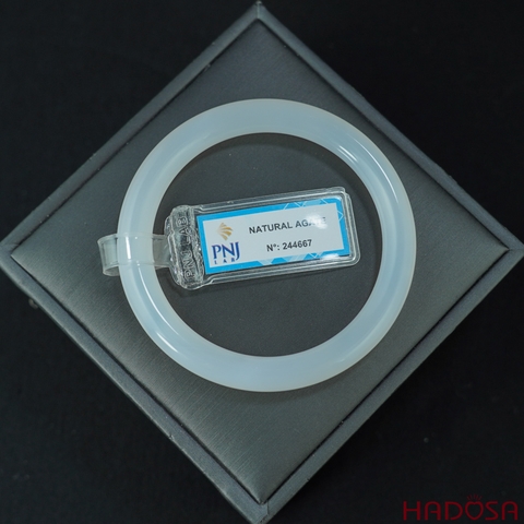 Vòng kiềng mã não trắng ngọc bản tròn ni 53