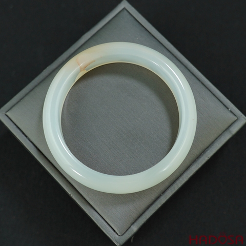 Vòng mã não cam phớt trắng ni 56mm chuẩn 5A