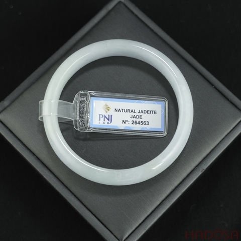 Vòng Ngọc Cẩm Thạch oval trắng trong vân xanh ni 55