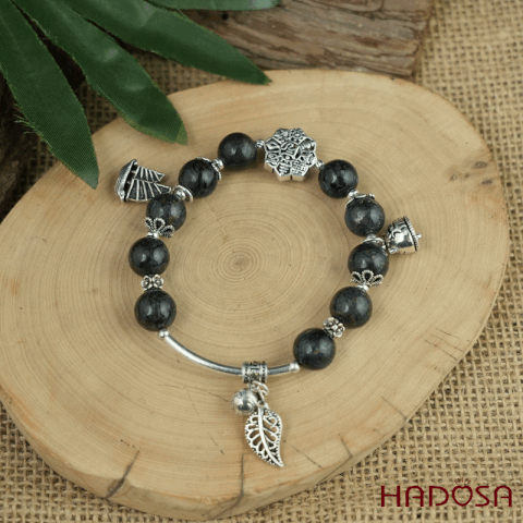 Vòng đá Giông Bão 10mm mix charm bạc 925