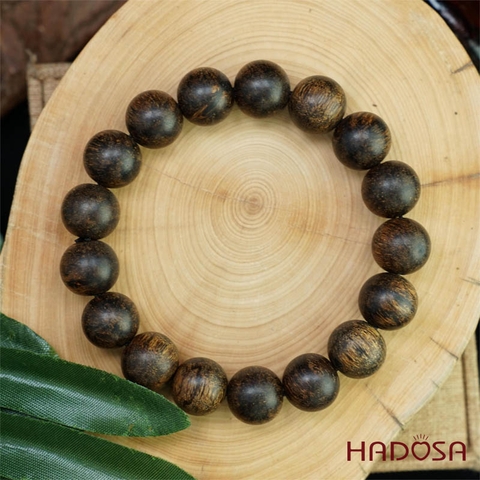 Vòng tay hạt tròn 12mm trầm hương chìm nước