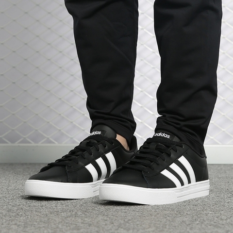 [Chính hãng] Giày thể thao nam Adidas DB0161