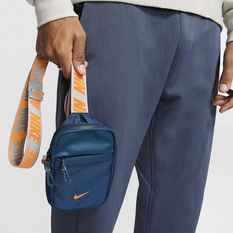 [Chính hãng] Túi Đeo Chéo Nam/Nữ Full Tag Code N'Sportswear Essentials BA5904-432