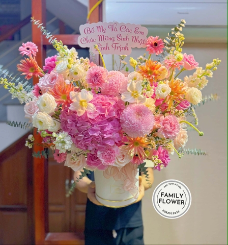 Hộp hoa tặng sinh nhật ! Hoa sinh nhật quận Cầu Giấy , Ba Đình Hà Nội! Family flower !