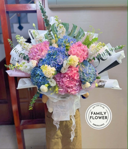 Bó hoa cẩm tú cầu xanh mic hồng tặng người yêu nhân dịp valentine Hà Nội ! Family flower ! Mua hoa tươi Hà Nội