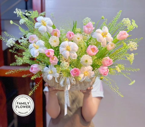 Lẵng hoa tulip tặng sinh nhật Hà Nội ! Hoa sinh nhật Hà Nội ! Hoa tulip Hà Nội