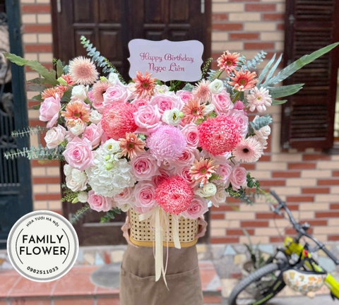 Lẵng hoa hồng tặng sinh nhật ở quận Đống Đa Hà Nội ! Hoa sinh nhật Đống Đa