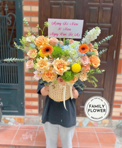 Lẵng hoa kỷ niệm ngày cưới ! Hoa tươi Hà Nội ! Hoa chúc mừng