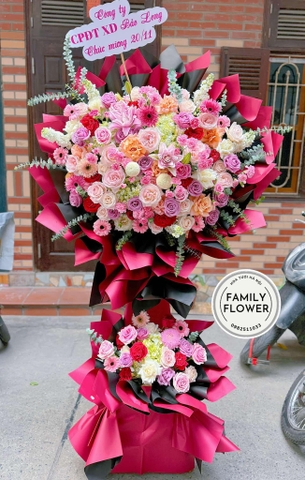 Kệ hoa nhiều màu tặng chúc mừng ngày nhà giáo Việt nam 20/11 tại Ba Đình Hà Nội ! Mua hoa tươi online Hà Nội