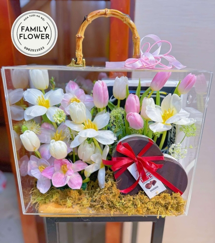 Vali hoa tặng người yêu nhân dịp 8 tháng 3 ở Hà Nội ! Hoa 8 tháng 3 Hà Nội
