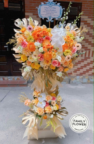 Kệ hoa 2 tầng tặng kỷ niệm thành lập Công Ty quận Cầu Giấy ! Hoa tươi Cầu Giấy