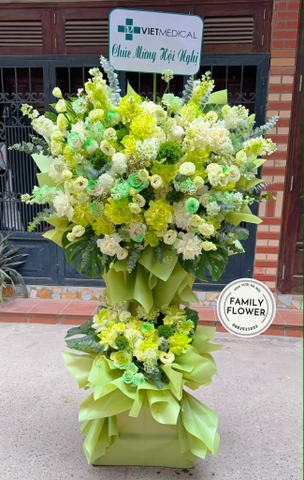 Kệ hoa xanh lá chúc mừng khai trương , hội nghị family flower hoa khai trương Hà Nội