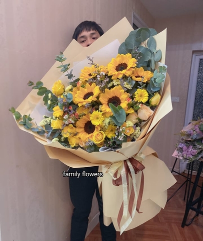 Bó hoa hương dương chúc mừng tại Hà Nội - Điện hoa Hà Nội - Đặt hoa online