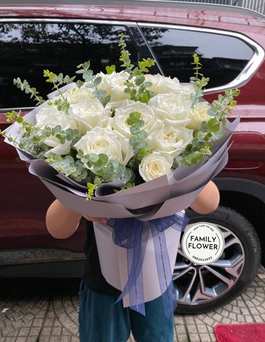 Bó hoa hồng trắng nhập - Hoa tặng sinh nhật vợ - Hoa tươi Hà Nội