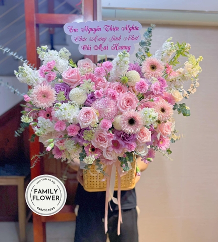 Hoa sinh nhật Cầu Giấy Hà Nội ! Lẵng hoa hồng tặng sinh nhật quận Cầu Giấy