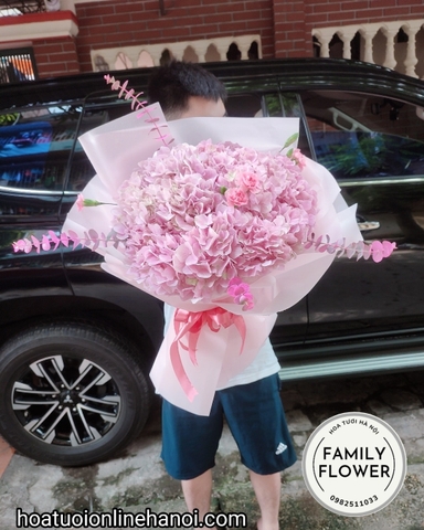Bó hoa cẩm tú cầu, tặng bạn gái đẹp tại Cầu Giấy - Hoa tươi Hà Nội.