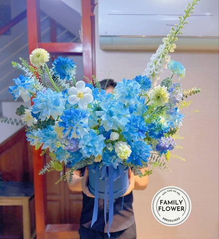 Lẵng hoa tone xanh dương tặng sinh nhật quận Đống Đa Hà Nội ! Hoa tươi Đống Đa