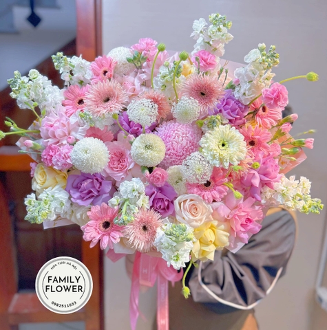 Bó hoa dáng tròn tặng bạn chị , mẹ ở quận Đống Đa Hà  Nội ! Hoa tươi Hà Nội