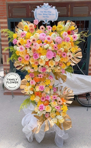 Kệ hoa chúc mừng tân gia ở Hà Nội ! Hoa tân gia Hà Nội ! Hoa tươi Hà Nội