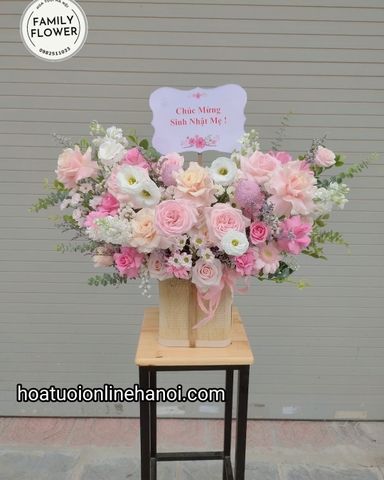 Lẵng hoa chúc mừng sinh nhật mẹ đẹp tại Cầu Giấy . Hoa sinh nhật Hà Nội