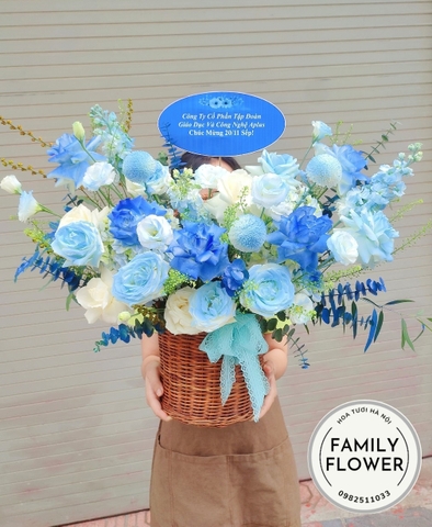 Lẵng hoa tặng sinh nhật nam, chúc mừng khai trương màu xanh dương tại Hà Nội.